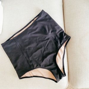Kortni Jeane high -waisted-black-swimsuit-bottoms